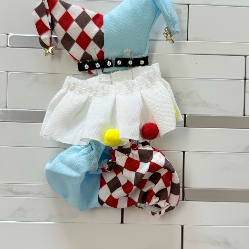 Labubu clothes Colorful jester joker costume Outfit for Pop marts Labubu doll